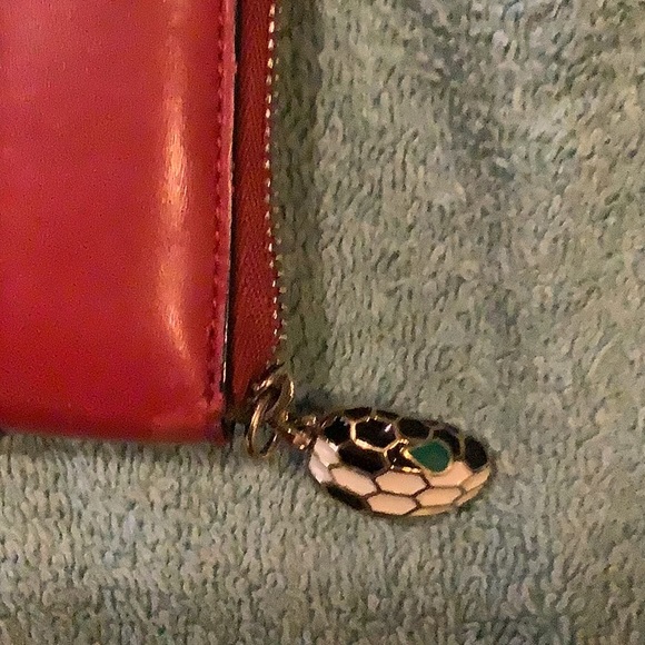 Authentic Excellent Condition Bvlgari Red Leather Wallet w/Inclusions - Picture 5 of 8